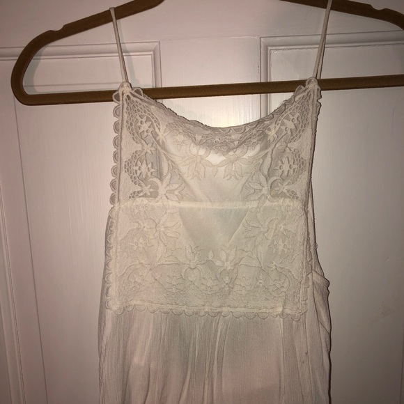 Urban Outfitters White Top - Picture 1 of 3